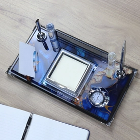 Kristal Cam Masa İsimliği